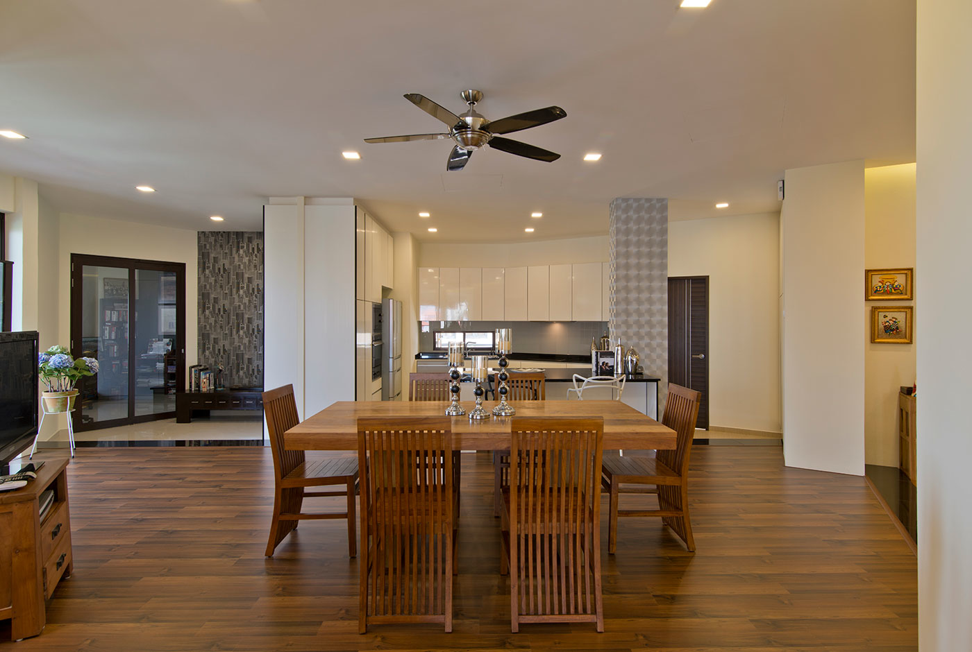 Plus Interior Design - The HipVan Blog